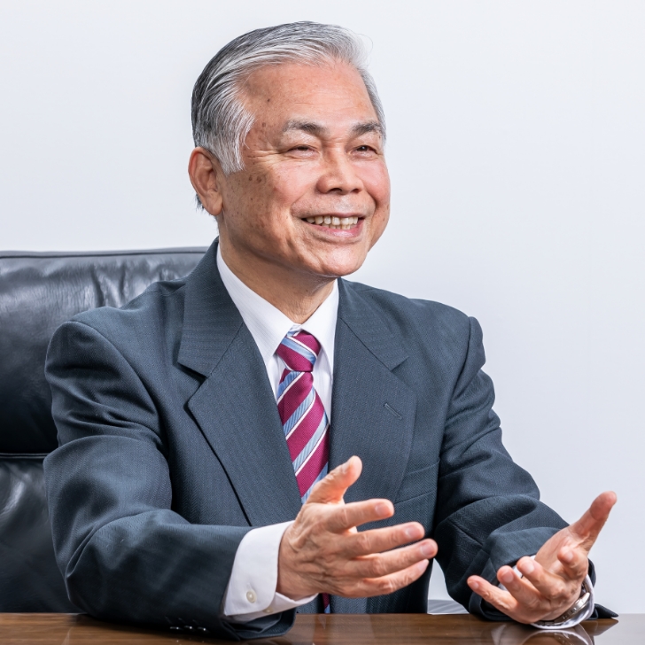 びわこリハビリテーション専門職大学 学長 山川　正信